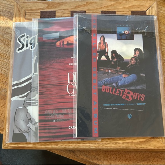 Vintage DC Comic Bundle - Including 1st Issue of Blackhawk. Very Cool Graphics - Picture 4 of 16